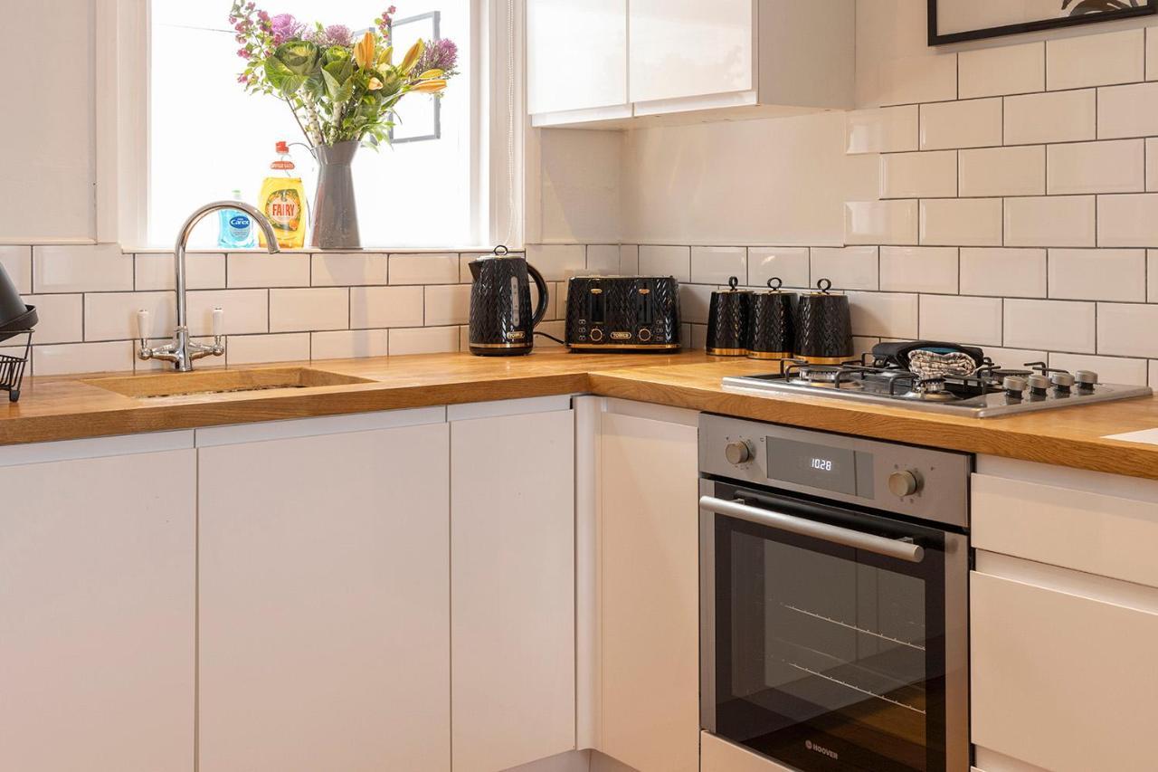 Luxe Garden House For 6 In Central Exeter Exteriér fotografie